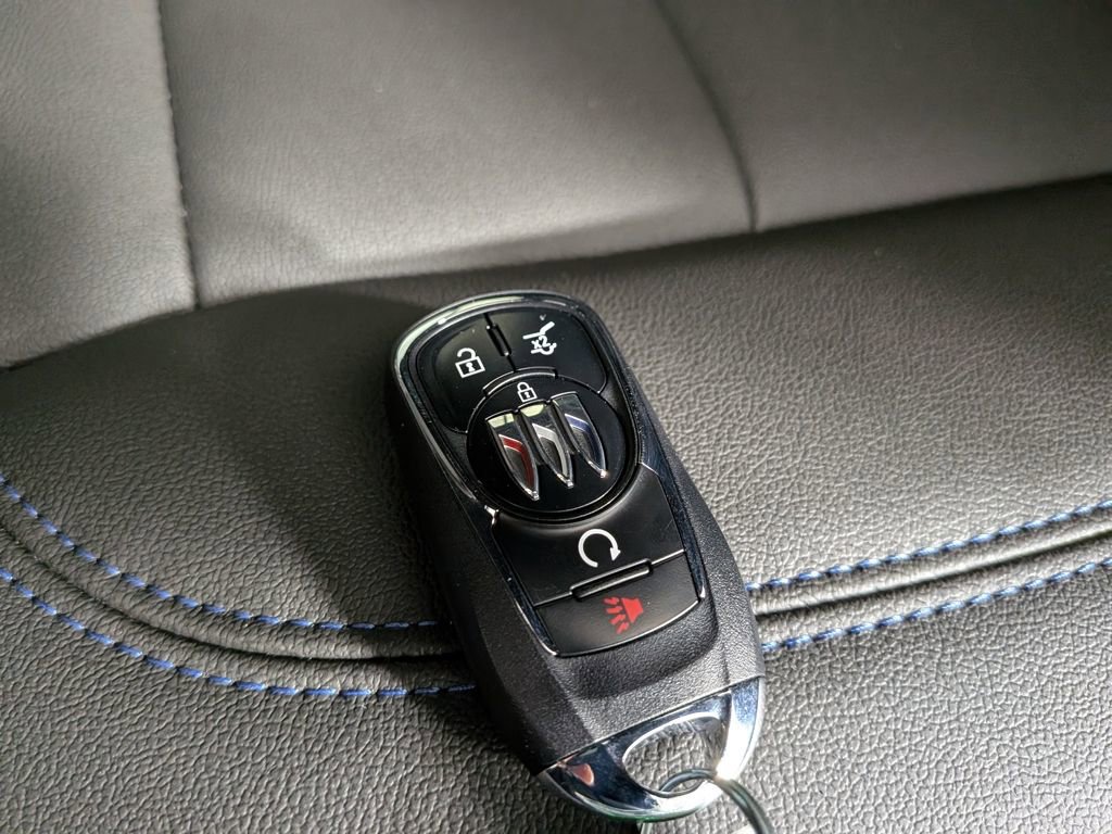 New 2025 Buick Envista Sport Touring w/ Convenience I Package image 32