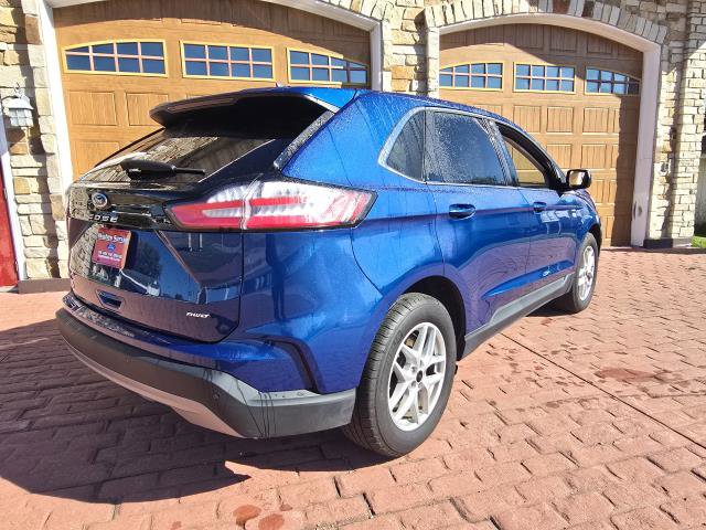 Used 2023 Ford Edge SEL AWD/4WD image 3