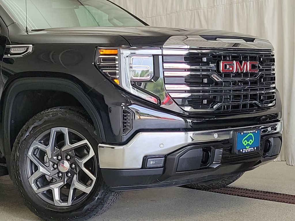 Certified 2024 GMC Sierra 1500 SLT AWD/4WD image 5