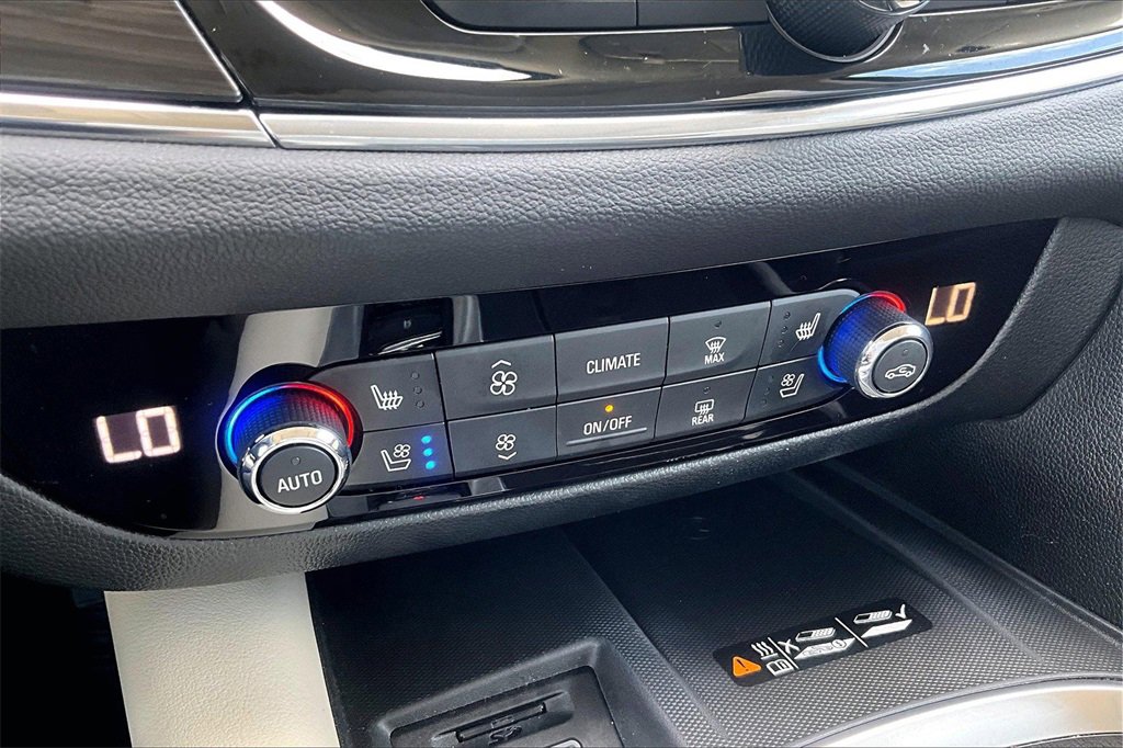 Used 2023 Buick Enclave Premium w/ Experience Buick Package image 34