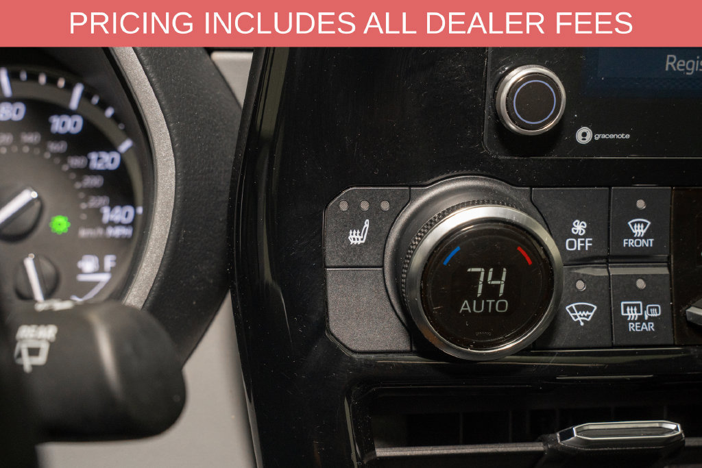 Used 2022 Toyota Highlander XLE AWD/4WD image 17