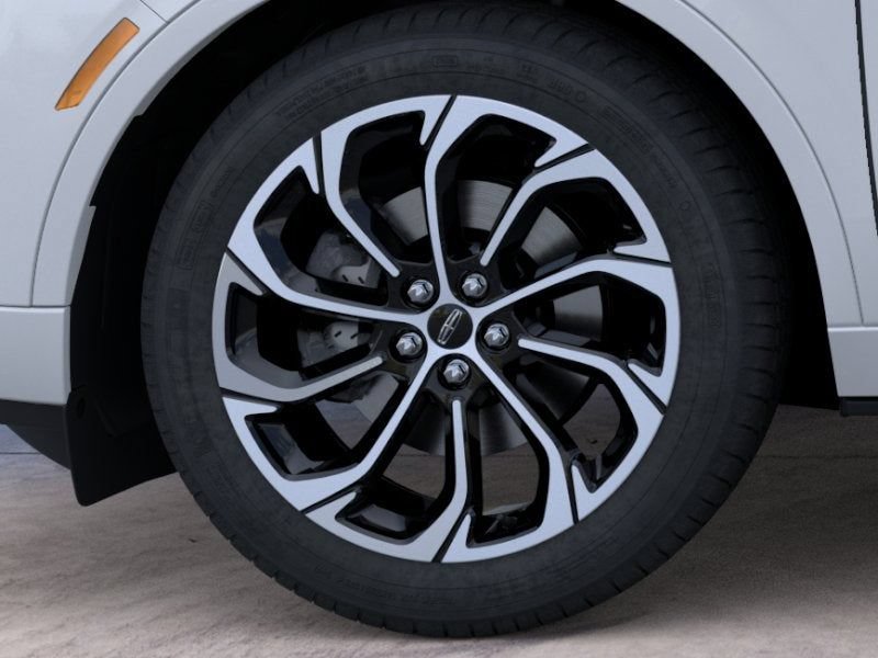 New 2026 Lincoln Nautilus Reserve AWD/4WD image 19