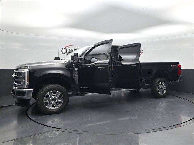 Used 2024 Ford F250 Lariat image 34