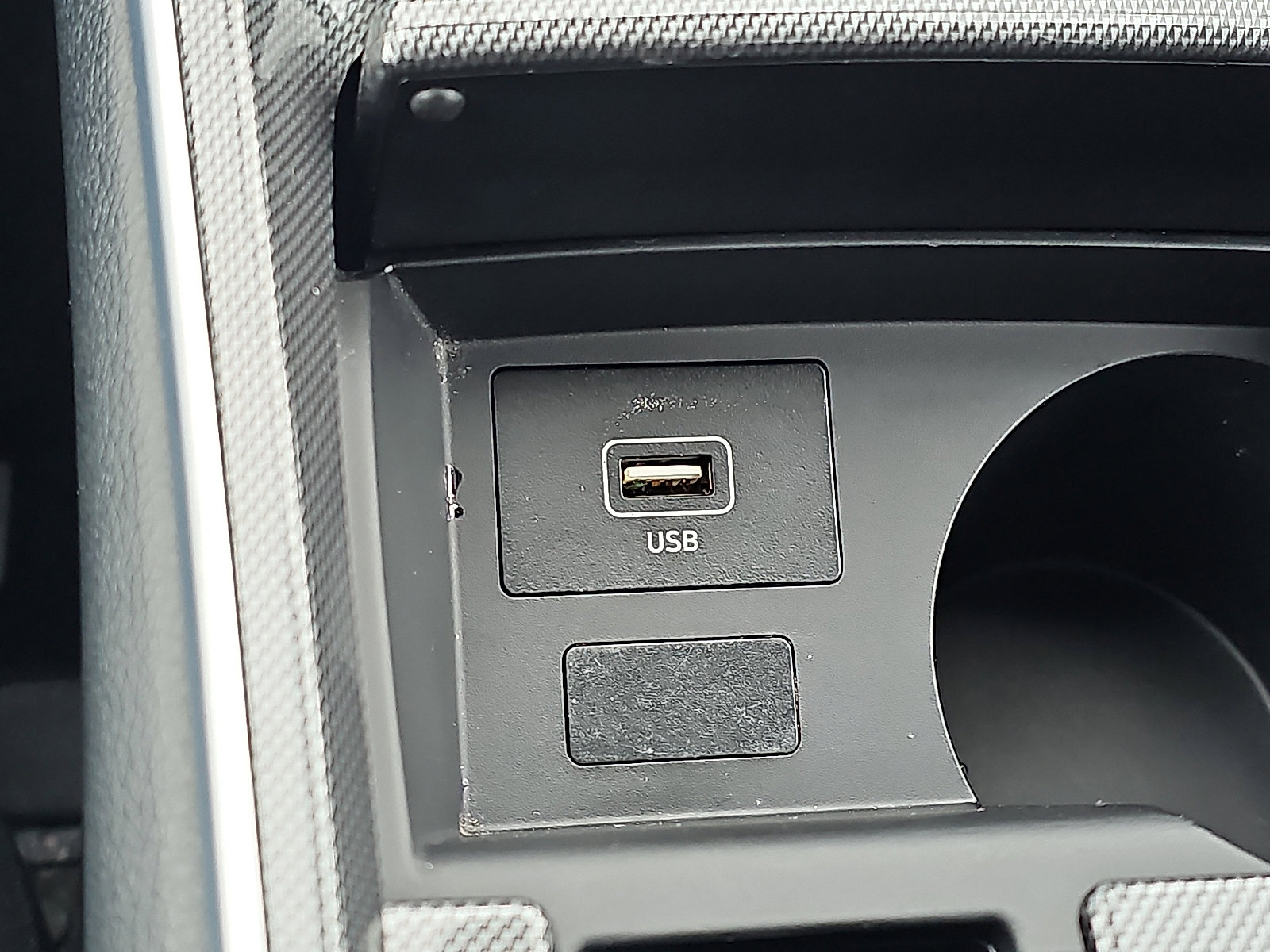 Used 2023 Hyundai Santa Fe SE w/ Cargo Package image 23