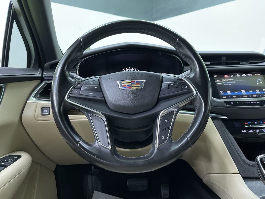 Used 2019 Cadillac XT5 FWD image 20