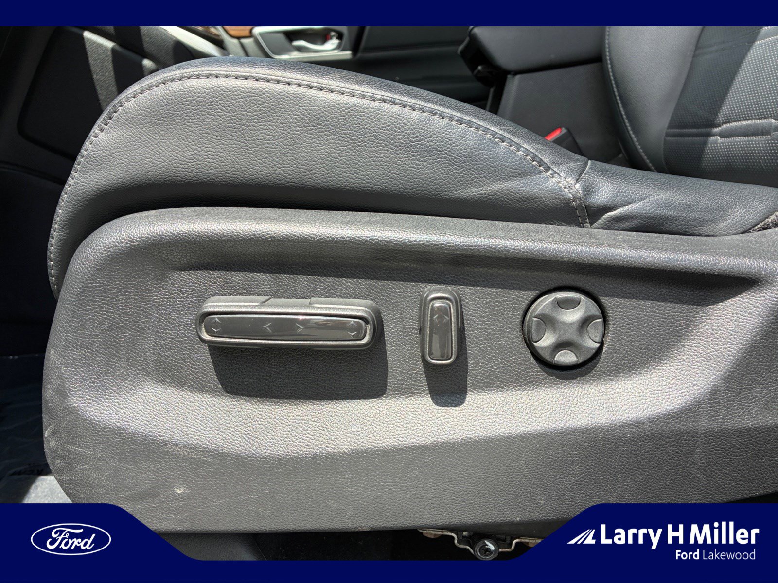 Used 2022 Honda CR-V Touring image 14