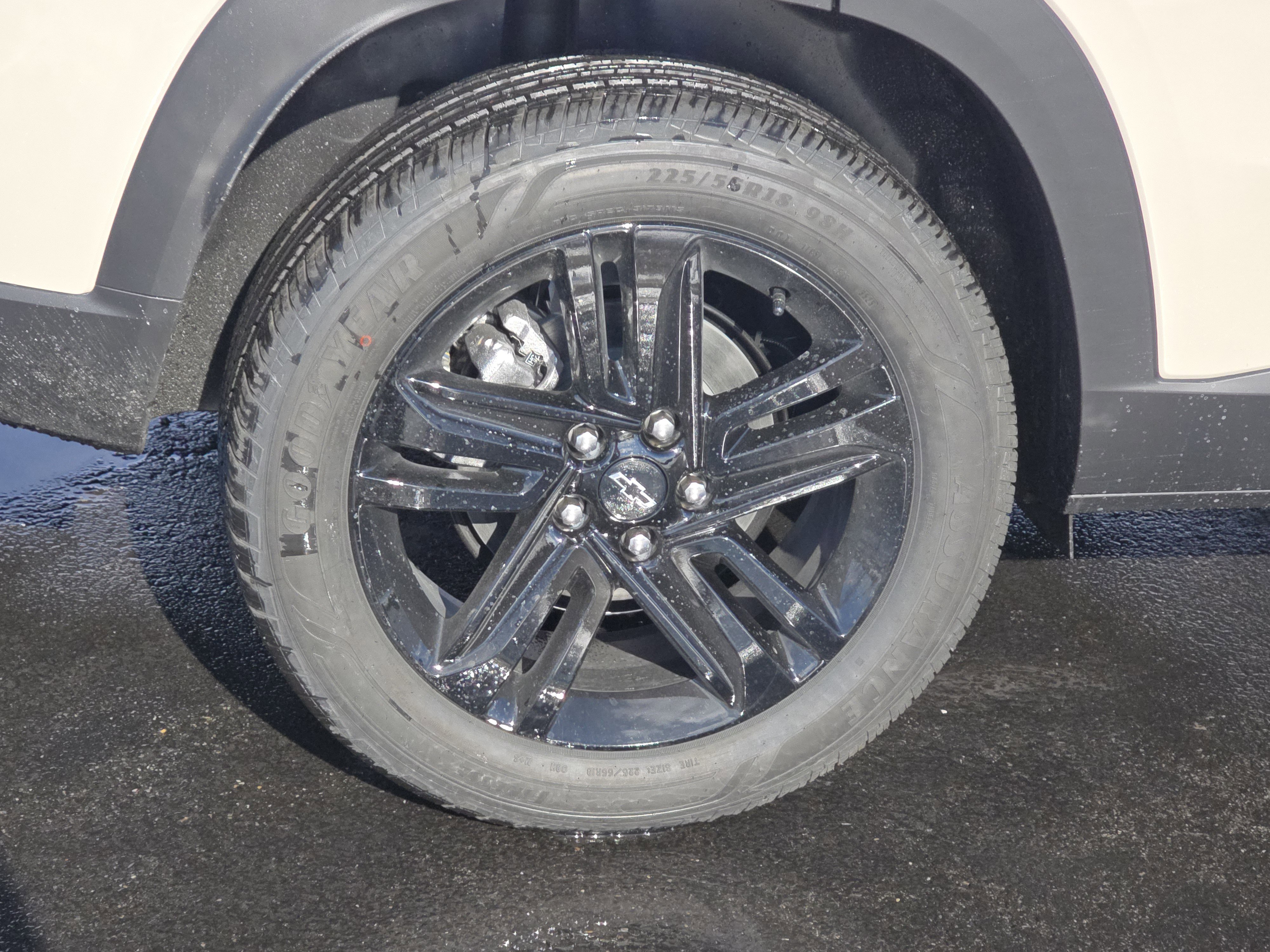 New 2026 Chevrolet Trax ACTIV w/ Driver Confidence Package image 9