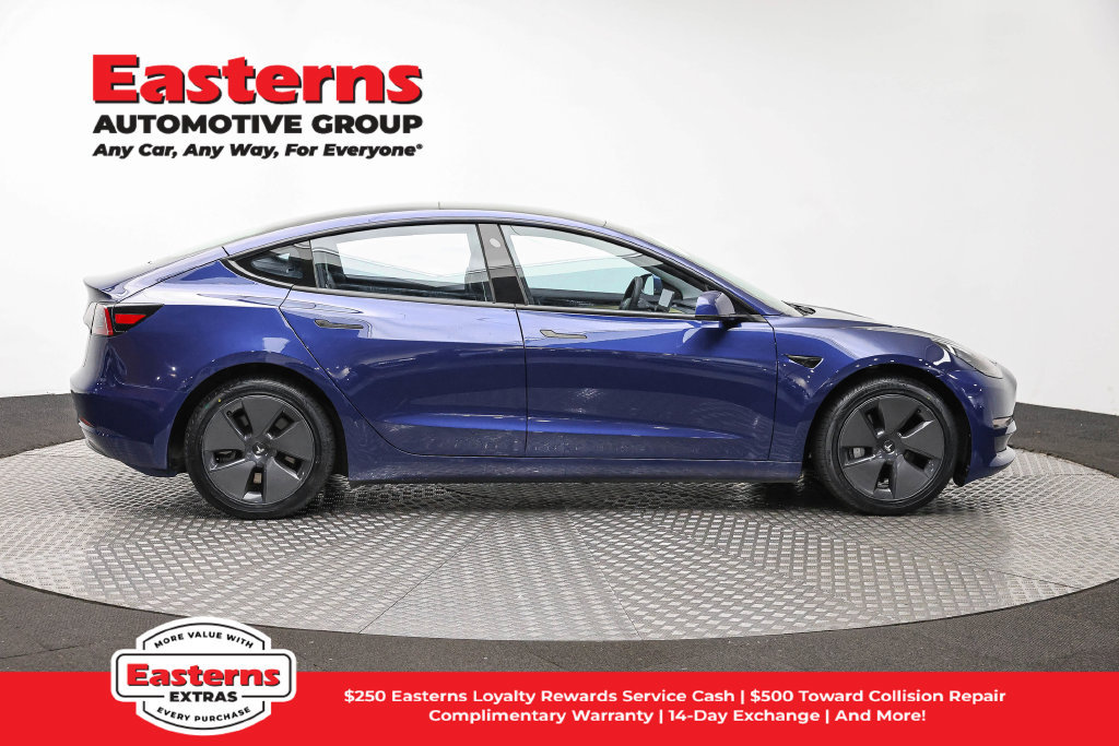 Used 2023 Tesla Model 3 Standard Range RWD image 5