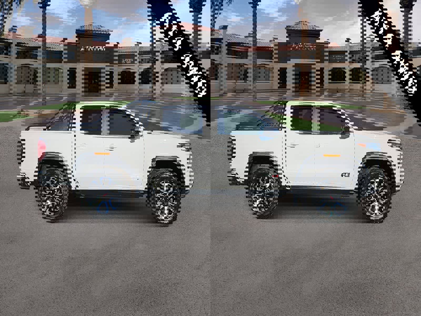 Used 2025 GMC Canyon AT4 w/ Nightfall Edition image 9