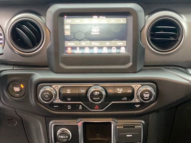 Used 2023 Jeep Wrangler Willys image 23