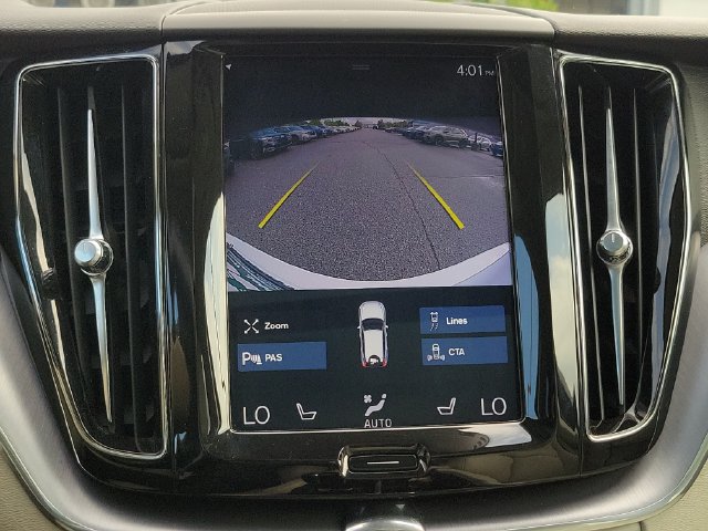 Used 2020 Volvo XC60 T5 Momentum AWD/4WD image 30