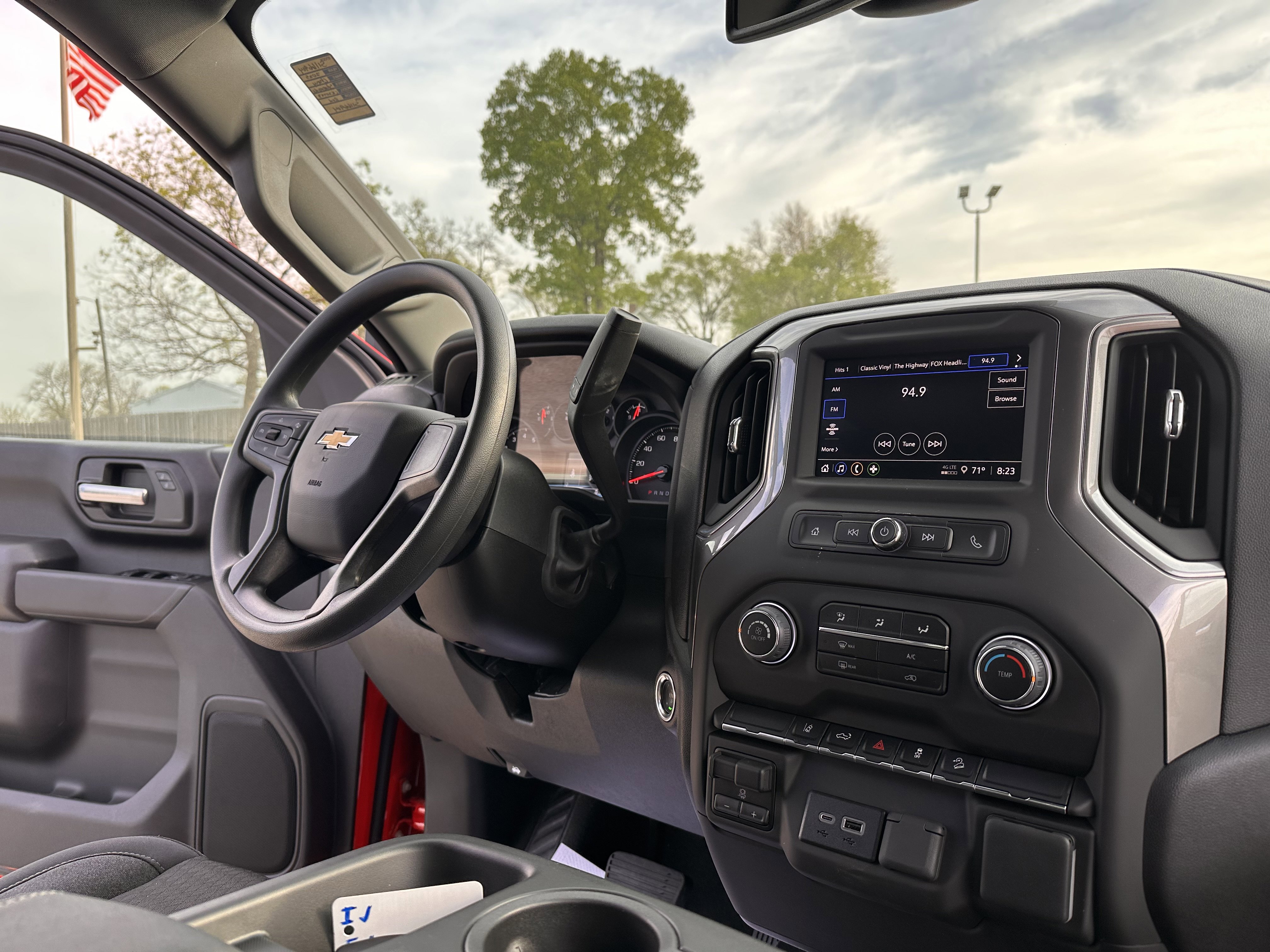 New 2025 Chevrolet Silverado 2500 Custom w/ Custom Convenience Package image 37