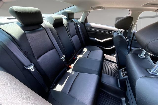 Used 2020 Honda Accord EX image 22
