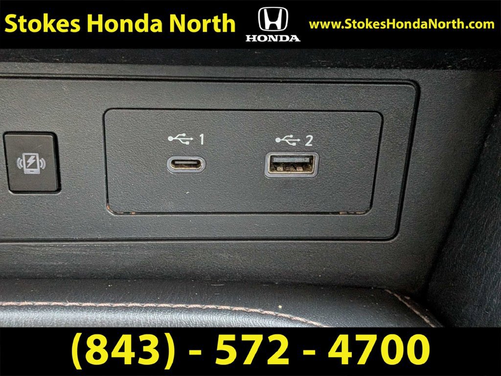 Used 2022 Nissan Armada Platinum w/ Captain's Chairs Package RWD image 25