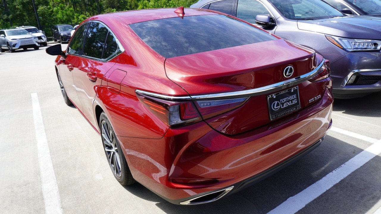 Used 2025 Lexus ES 350 w/ Premium Package image 7