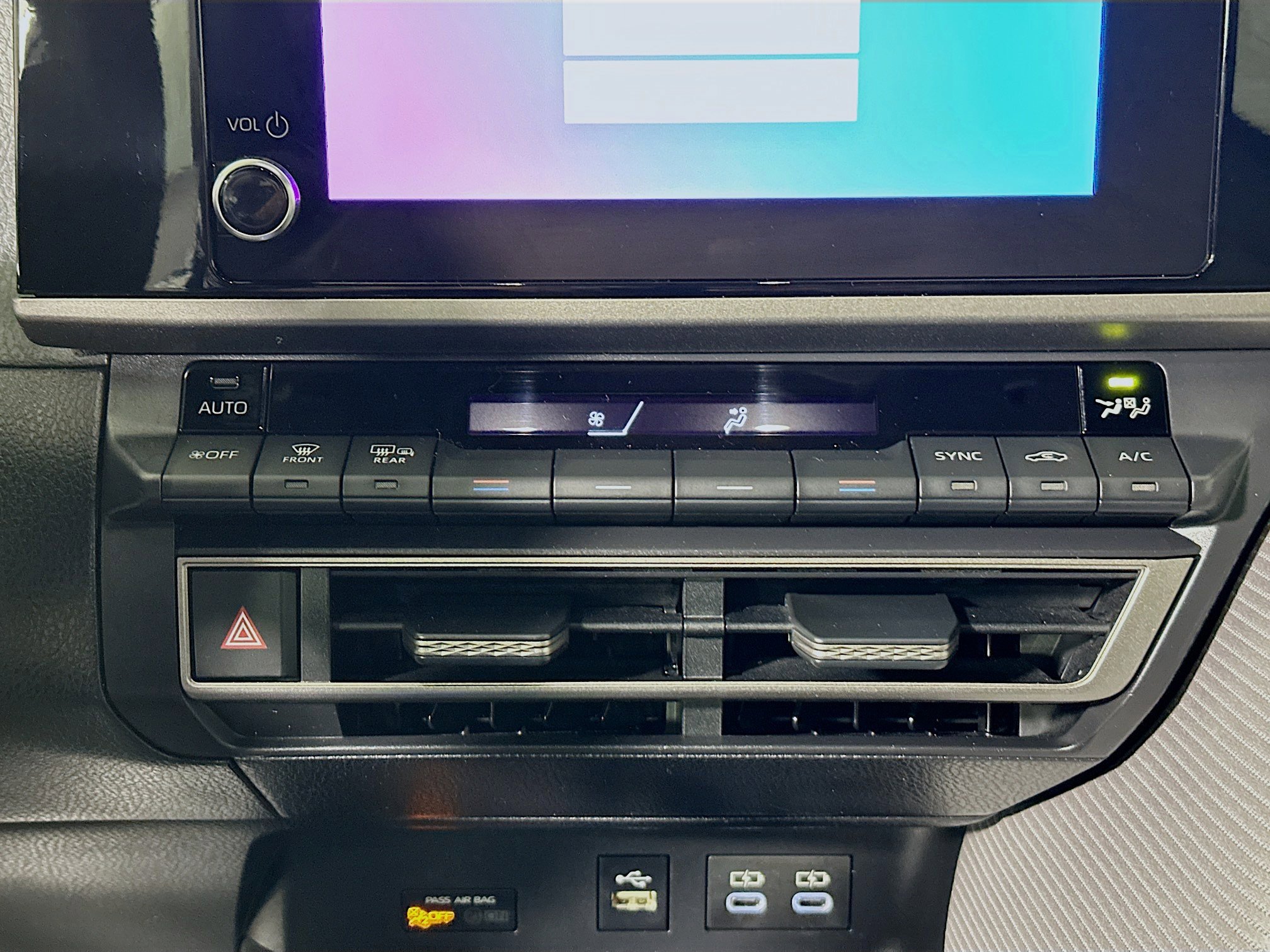 Certified 2025 Toyota Camry SE w/ Convenience Package image 23