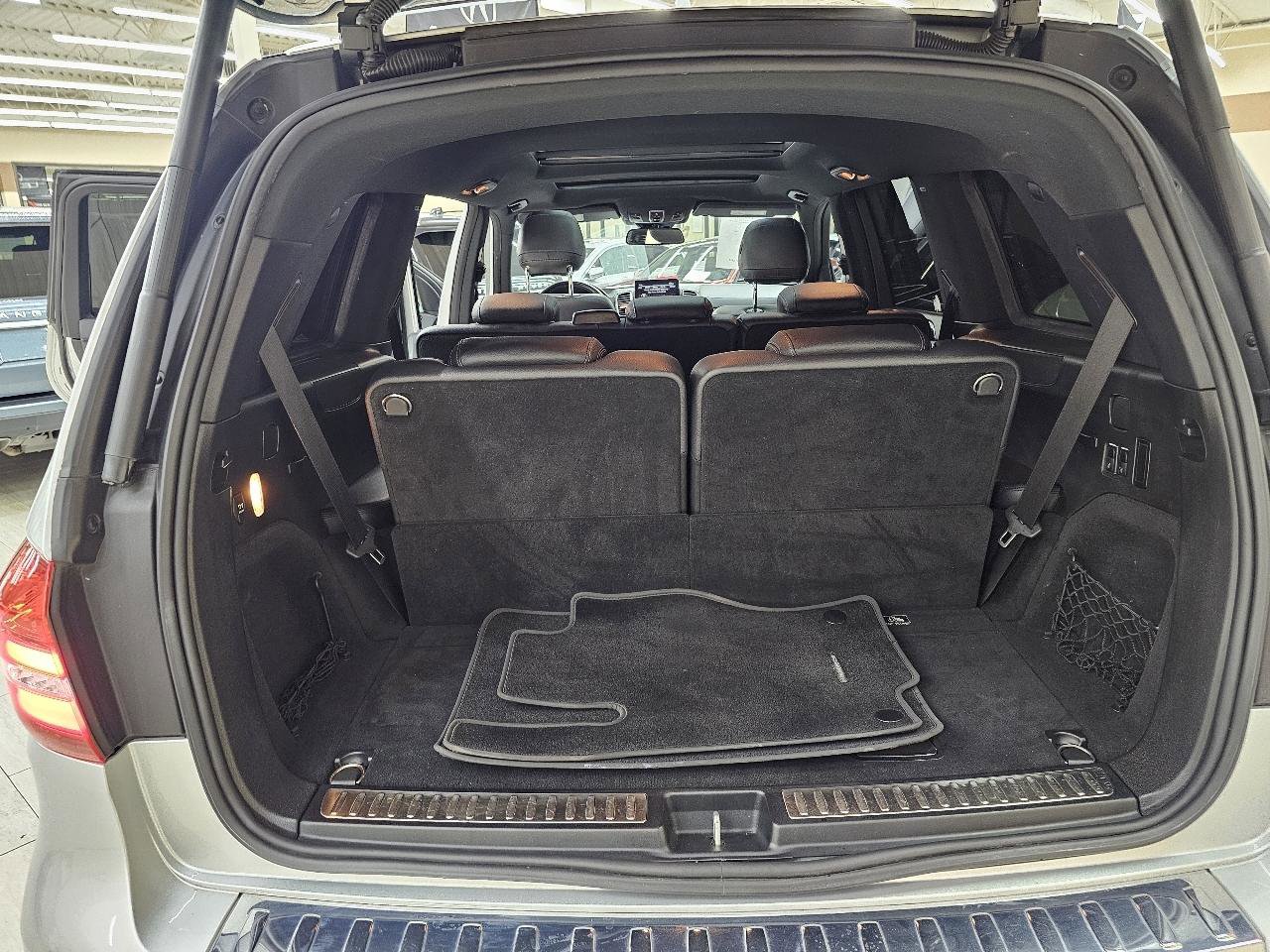 Used 2018 Mercedes-Benz GLS 450 4MATIC w/ Premium Package image 13