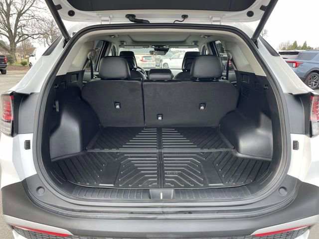 Used 2025 Kia Sportage EX w/ Premium Package image 8