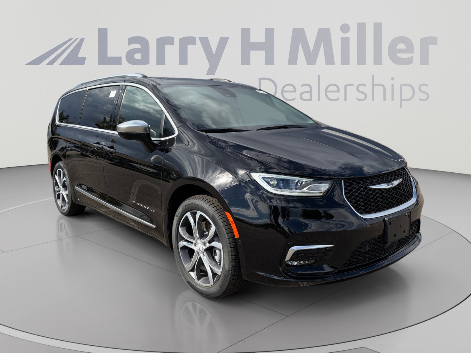 New 2026 Chrysler Pacifica Pinnacle AWD/4WD image 8