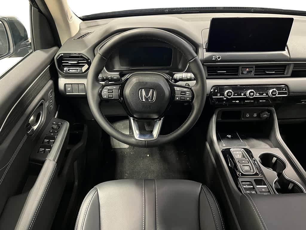 New 2026 Honda Pilot Touring image 17