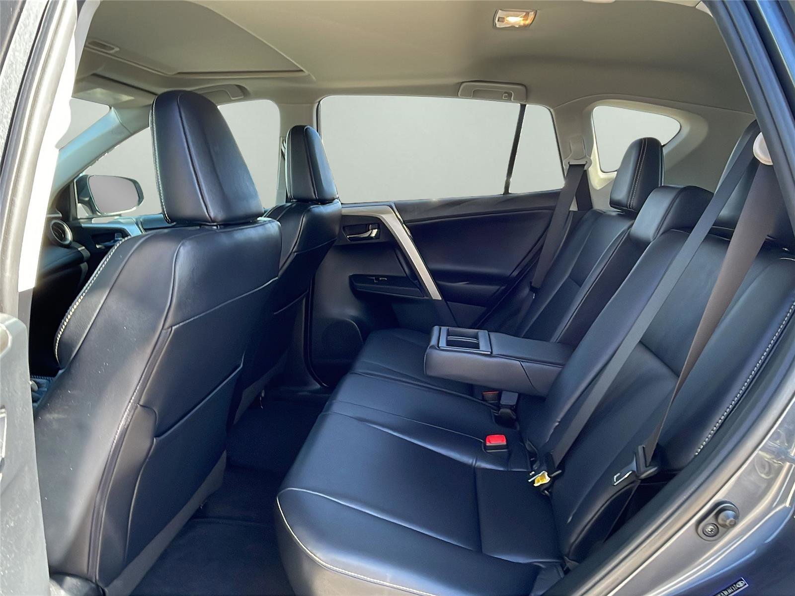 Used 2013 Toyota RAV4 Limited image 18