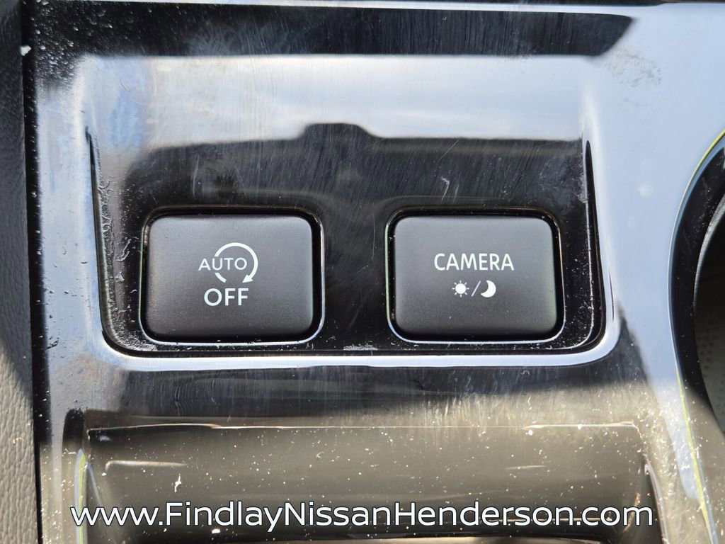 Used 2025 Nissan Murano SV image 29