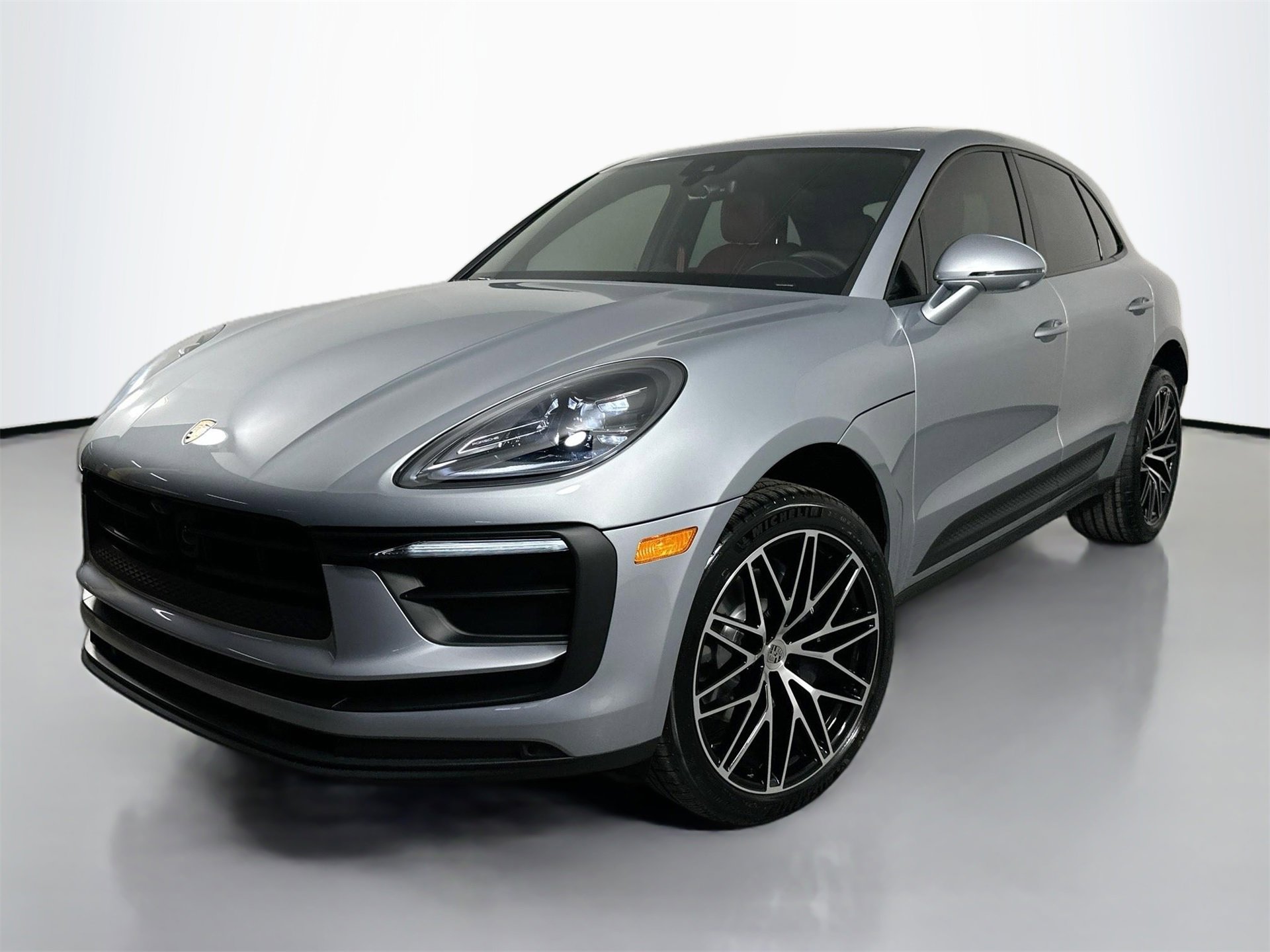 New 2026 Porsche Macan video 1
