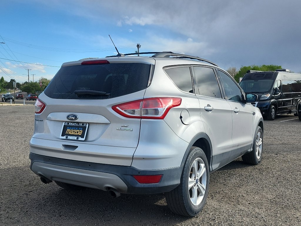Used 2016 Ford Escape SE w/ Equipment Group 201A FWD image 6