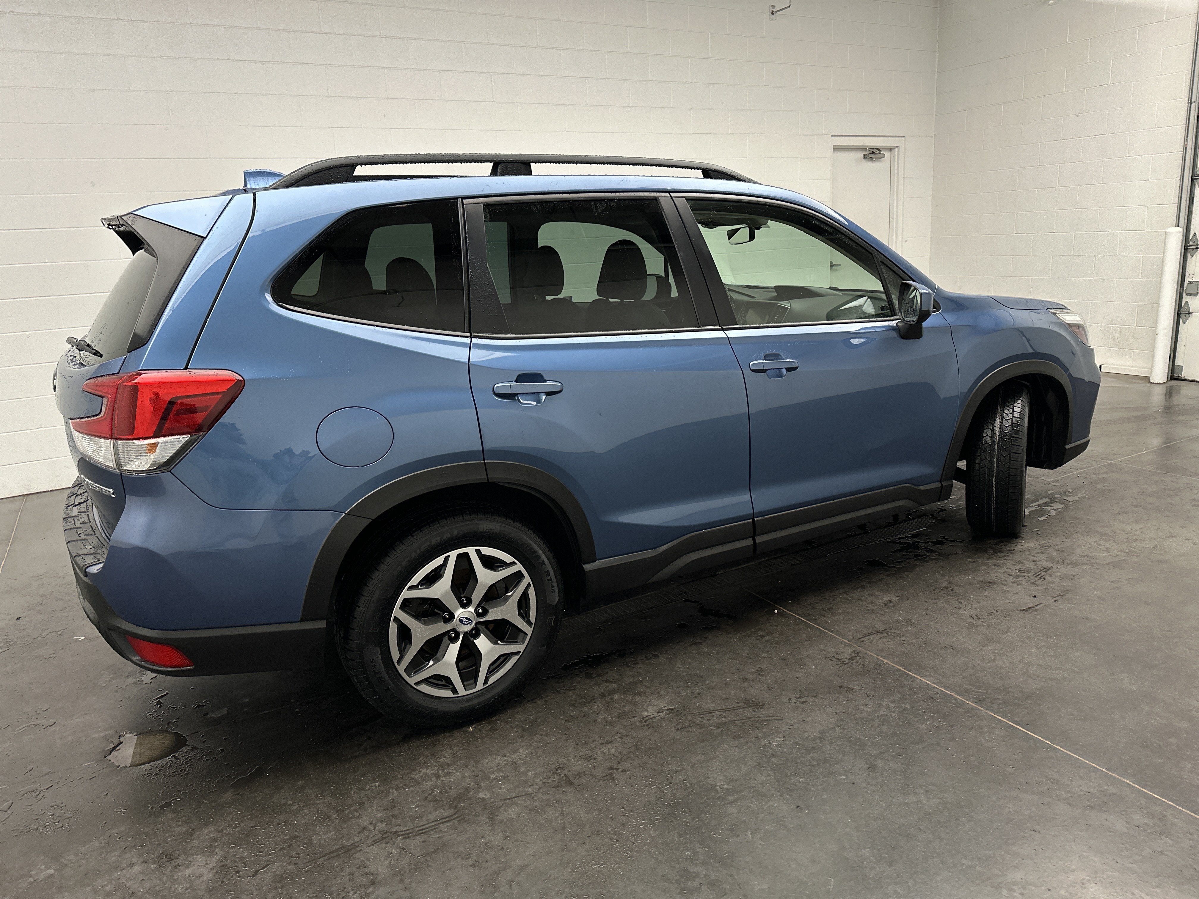 Used 2021 Subaru Forester Premium AWD/4WD image 8