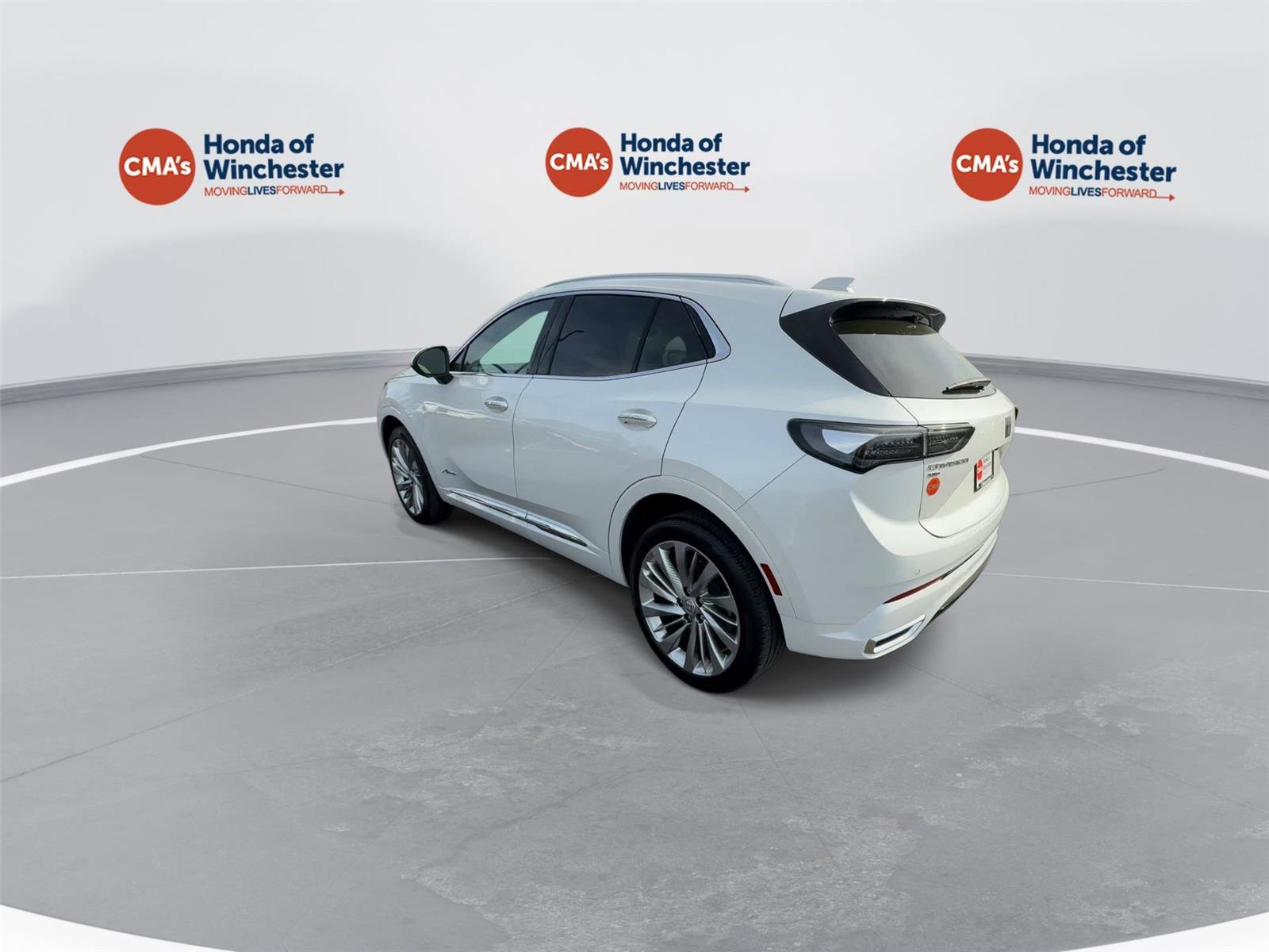 Used 2024 Buick Envision Avenir image 6