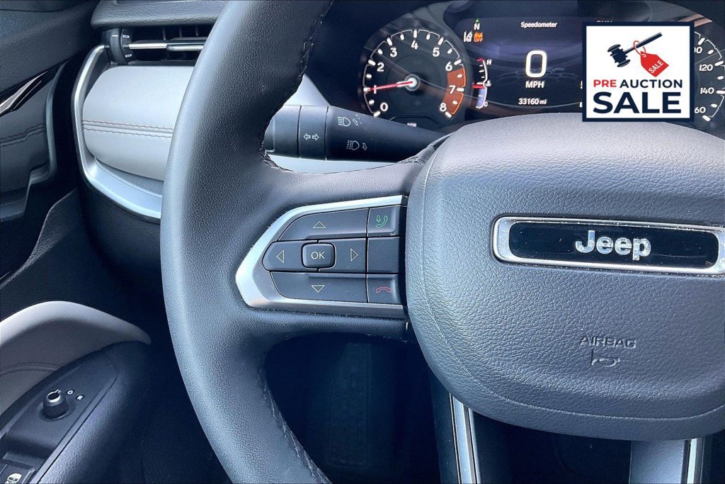 Used 2025 Jeep Compass Limited AWD/4WD image 18