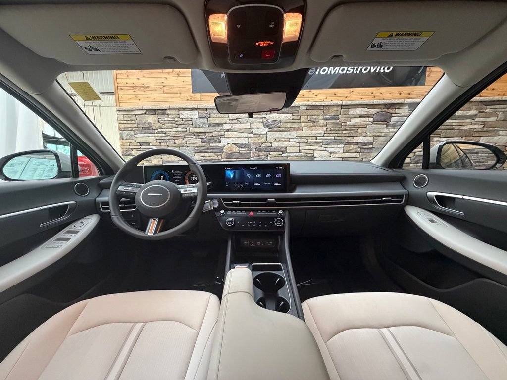 Used 2026 Hyundai Sonata SEL FWD image 30