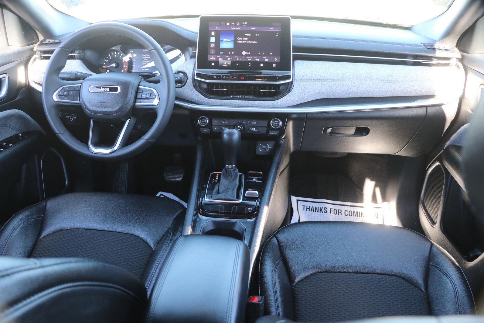 Used 2024 Jeep Compass Latitude image 16