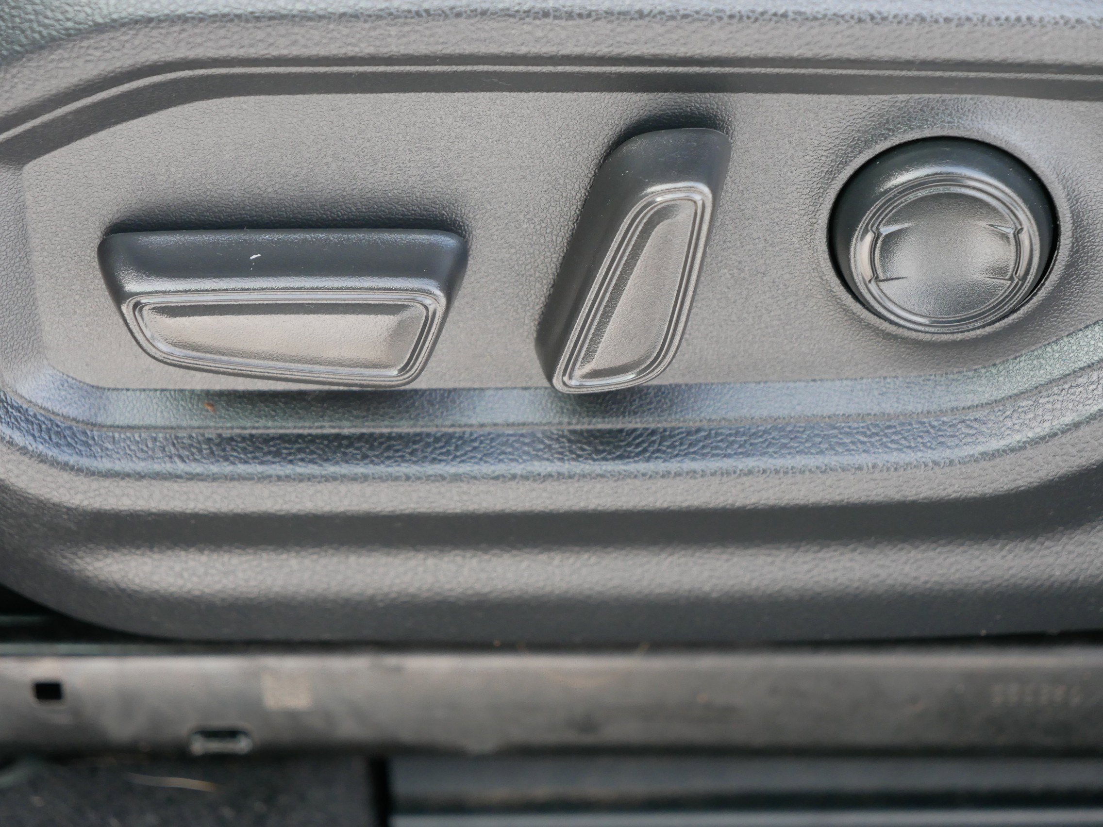 Used 2023 Toyota Sequoia Limited w/ TRD Off-Road Package image 20