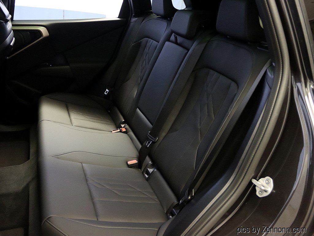 Used 2025 BMW X3 xDrive30i w/ Premium Package image 12