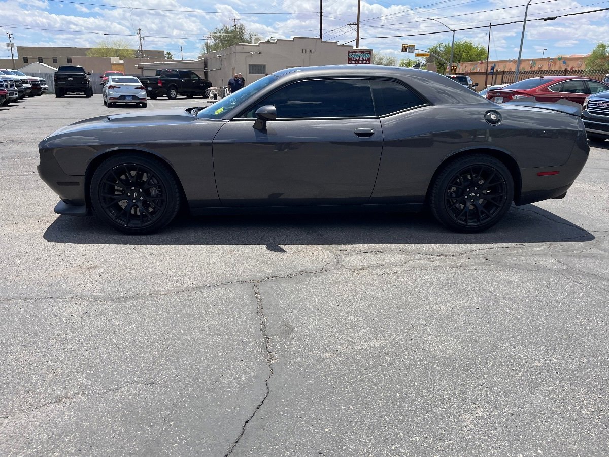 Used 2018 Dodge Challenger R/T Scat Pack w/ Dynamics Package RWD image 6