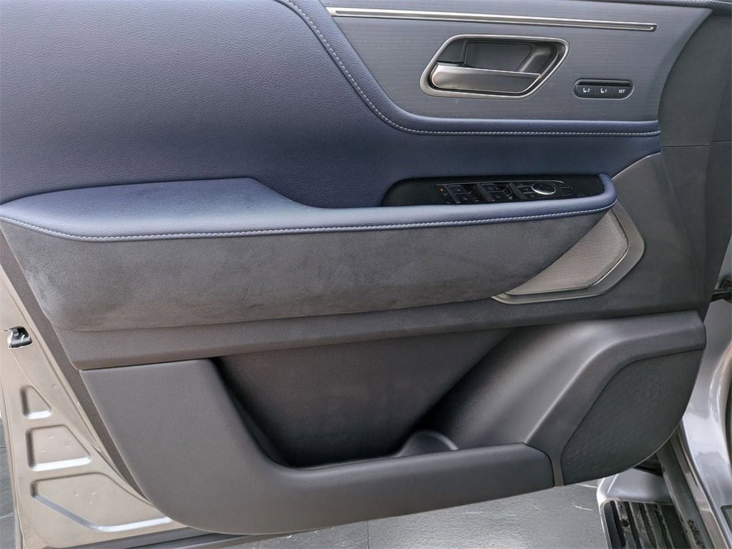 New 2026 INFINITI QX80 4WD w/ Sport Exterior Package image 15