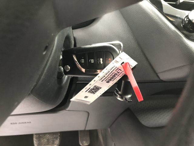 Used 2023 Toyota Corolla LE image 18