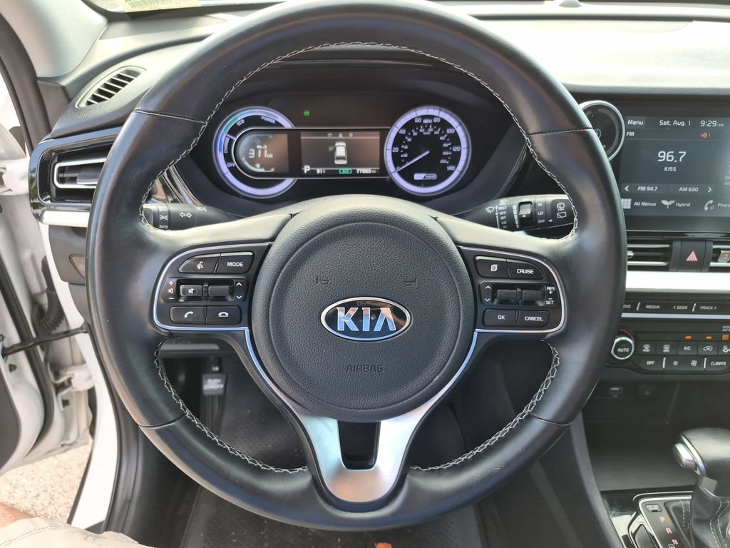 Used 2020 Kia Niro LXS FWD image 22