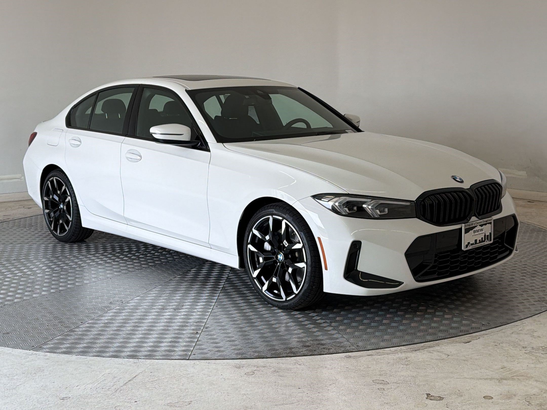 New 2026 BMW 330i xDrive Sedan w/ M Sport Package AWD/4WD image 7