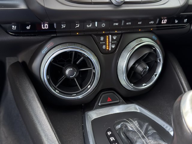 Used 2018 Chevrolet Camaro LT RWD image 19