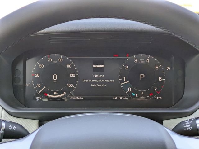 New 2025 Land Rover Discovery Dynamic SE image 8