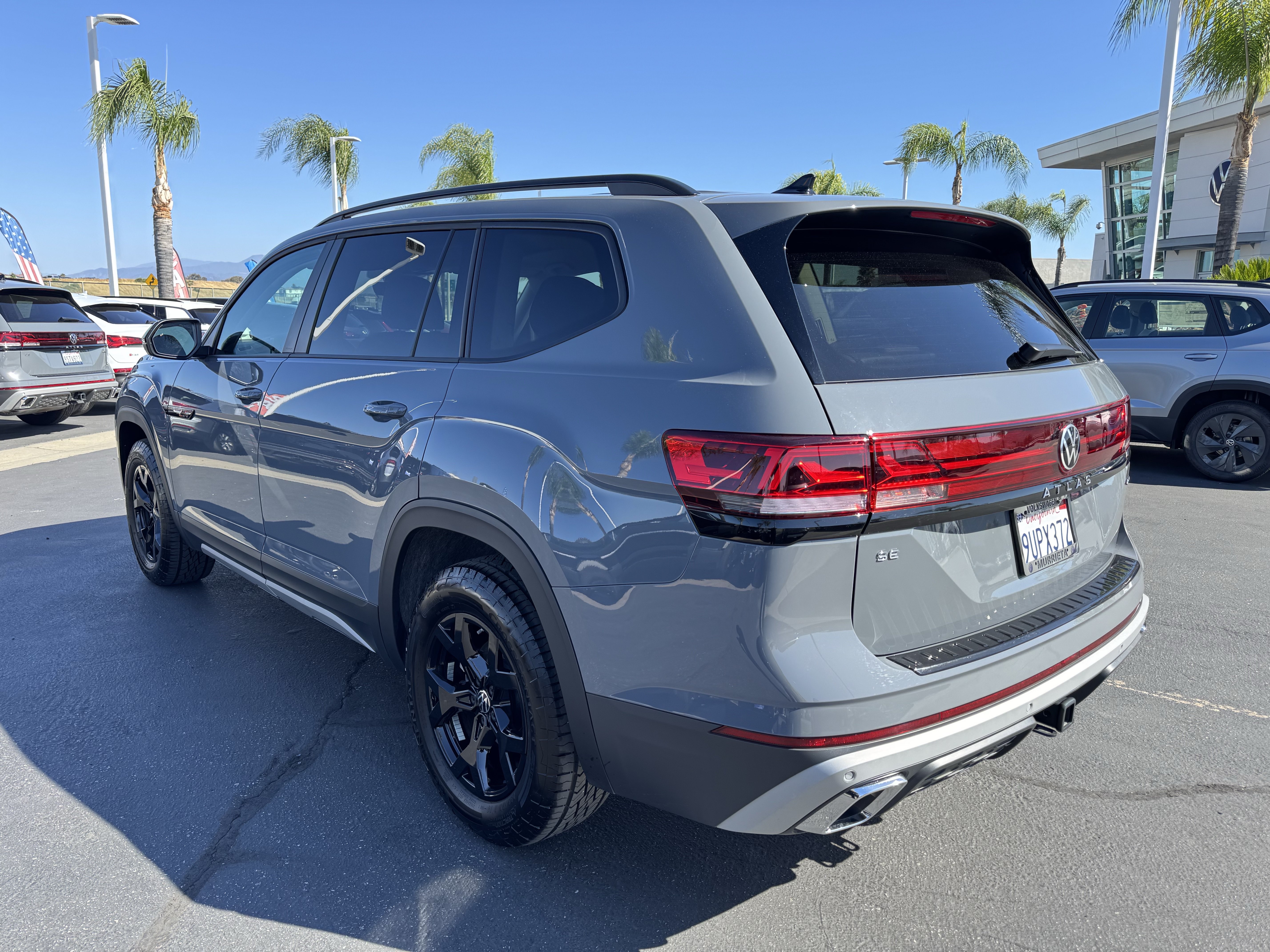 Used 2026 Volkswagen Atlas Peak Edition AWD/4WD image 7