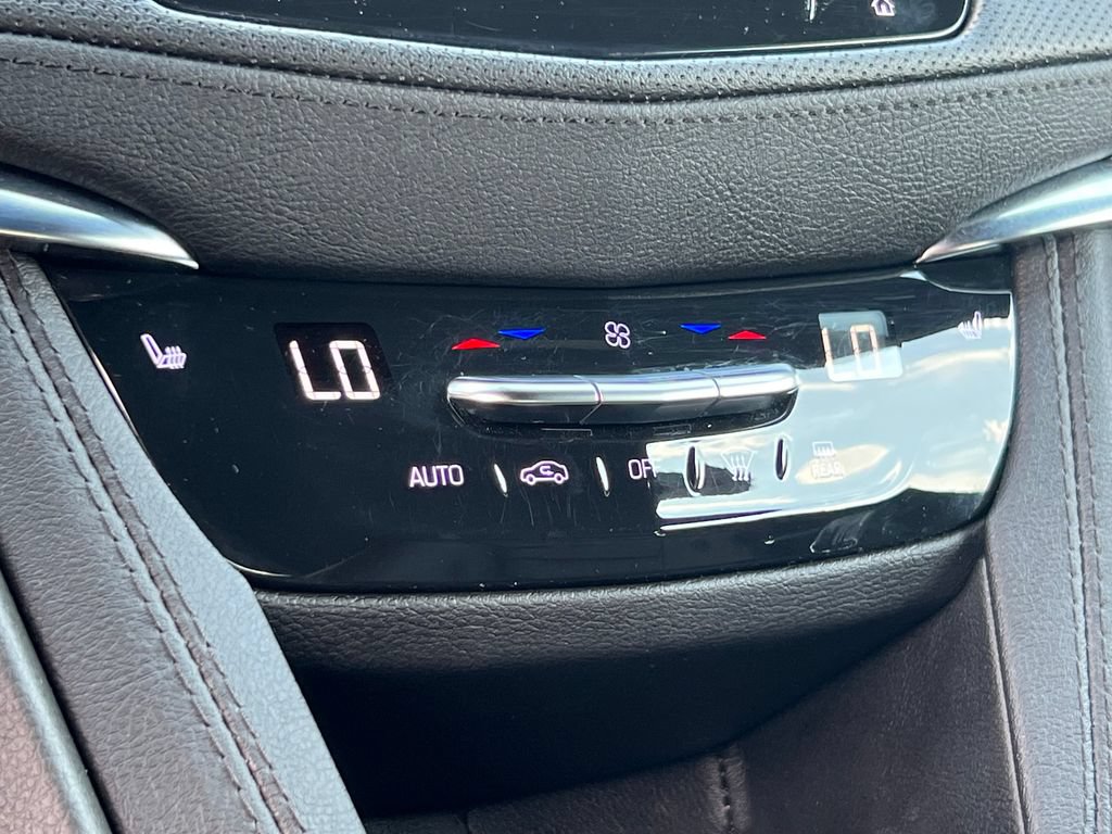 Used 2023 Cadillac XT5 Sportv AWD/4WD image 31