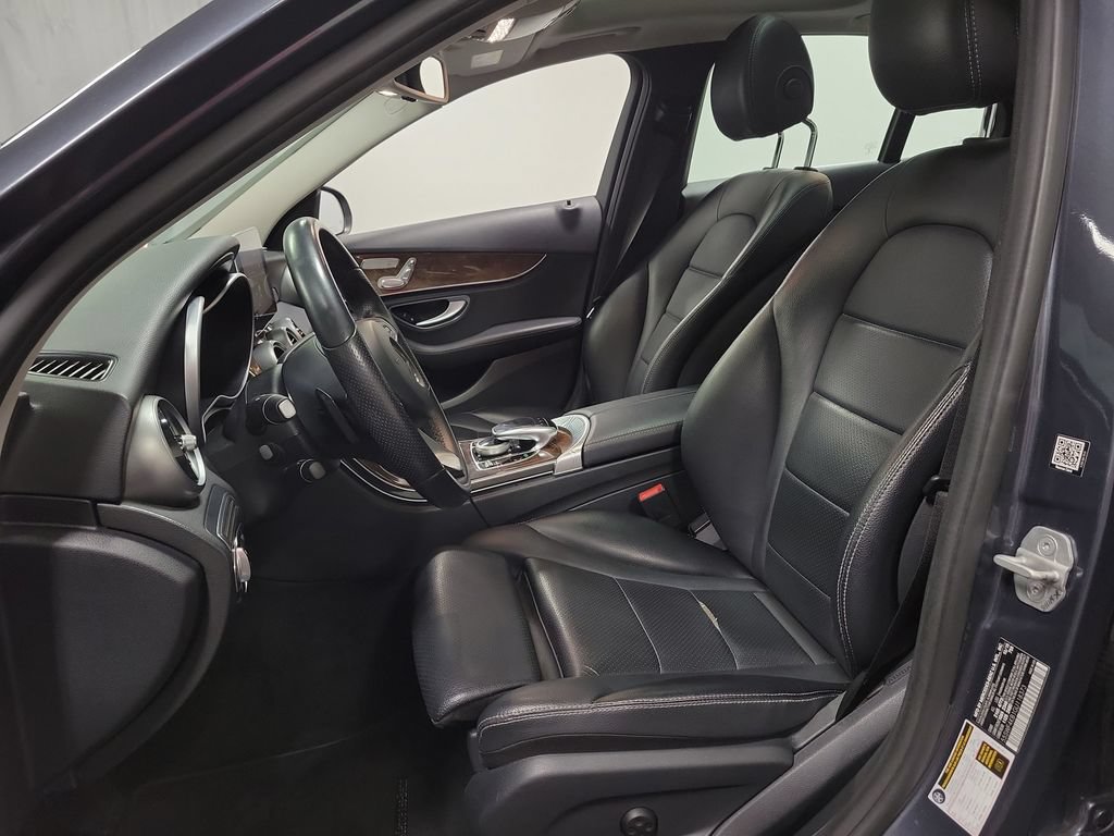 Used 2016 Mercedes-Benz C 300 4MATIC Sedan image 14