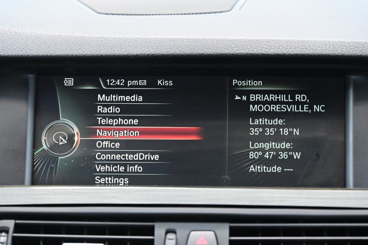 Used 2013 BMW 528i xDrive Sedan AWD/4WD image 27