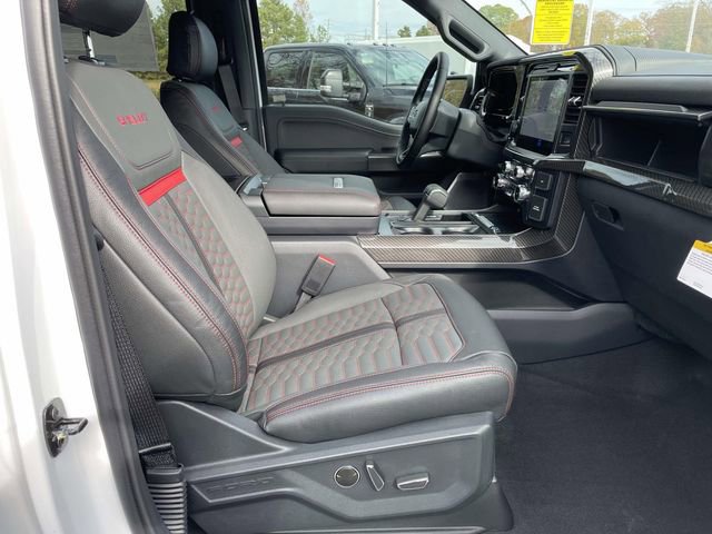 New 2025 Ford F150 Lariat w/ Equipment Group 502A High image 31