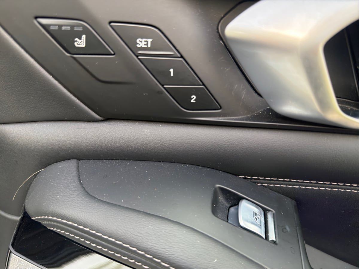 Used 2024 BMW X7 M60i w/ Executive Package AWD/4WD image 20