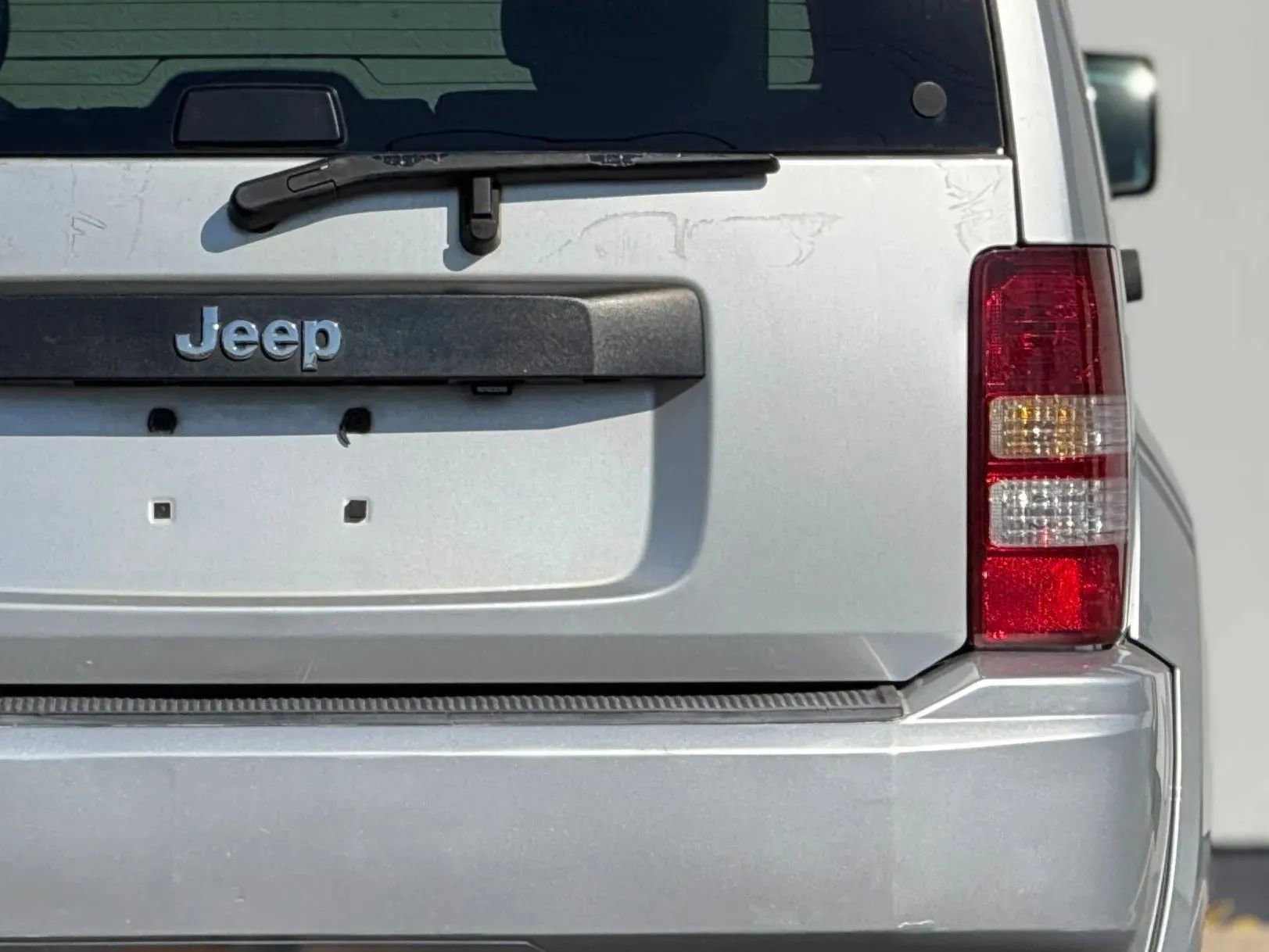 Used 2011 Jeep Liberty Sport image 14