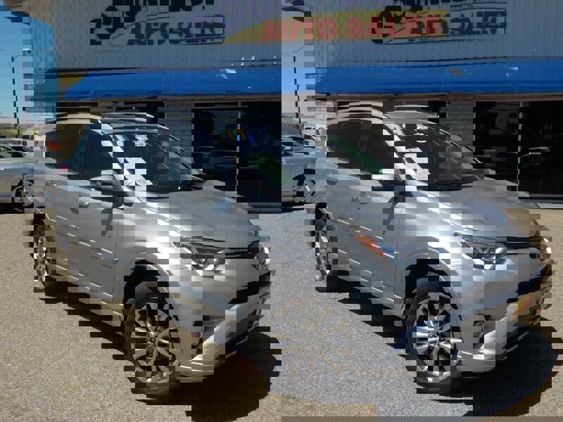 Used 2017 Toyota RAV4 Limited image 13